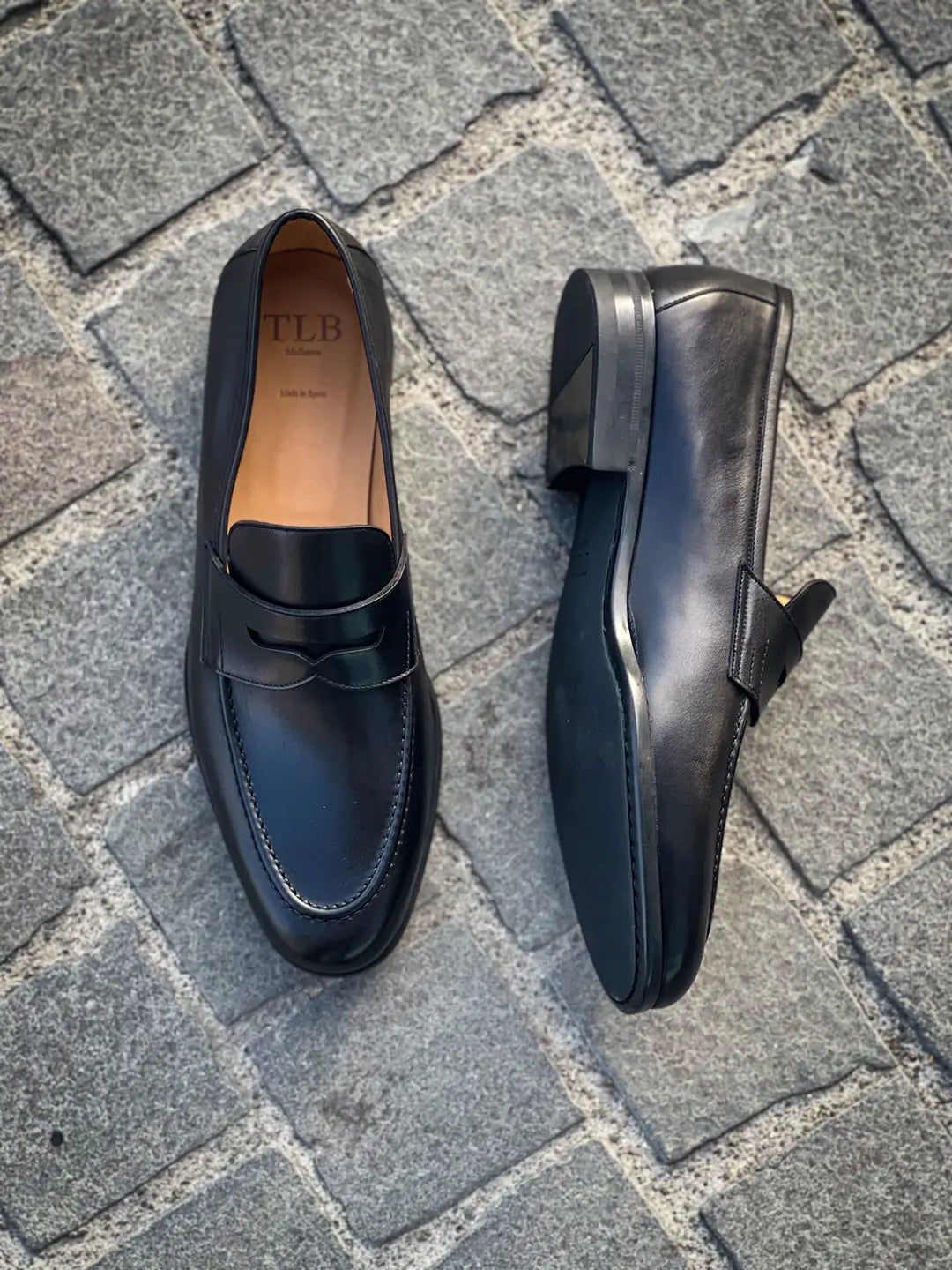 TLB Black Mocassin Rubber Sole in calf leather, view 2