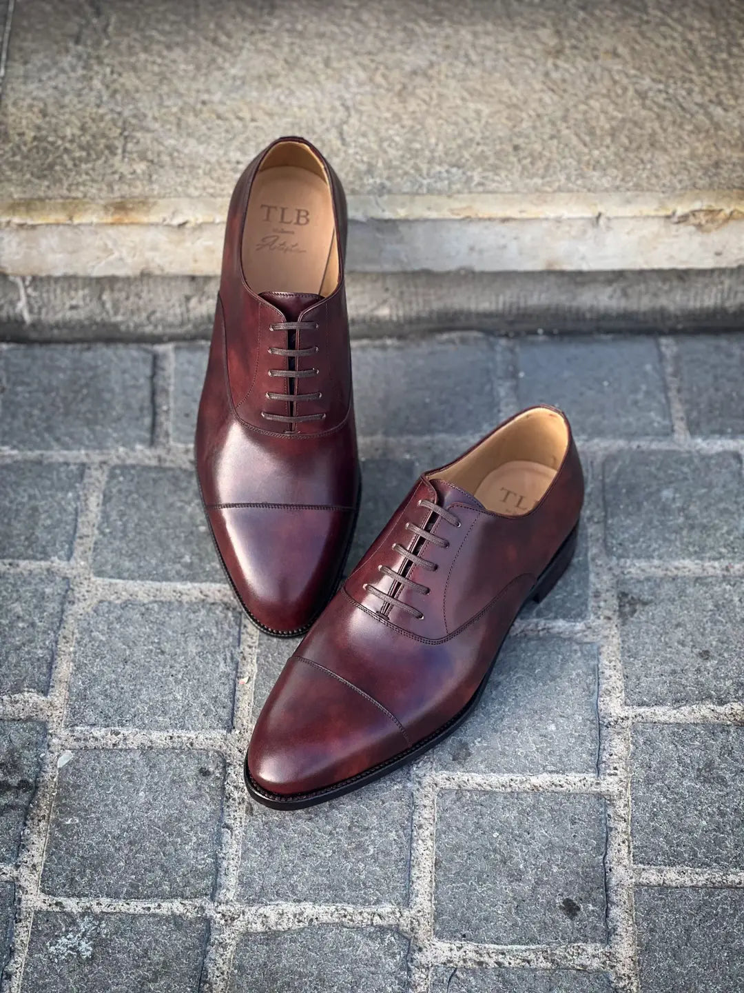 TLB Toe Cap Dark Brown Museum Cap Toe Oxford in calf leather, view 3