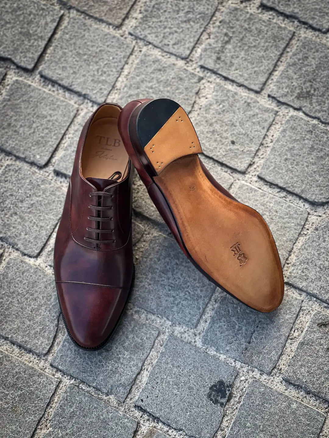 TLB Toe Cap Dark Brown Museum Cap Toe Oxford in calf leather, view 2