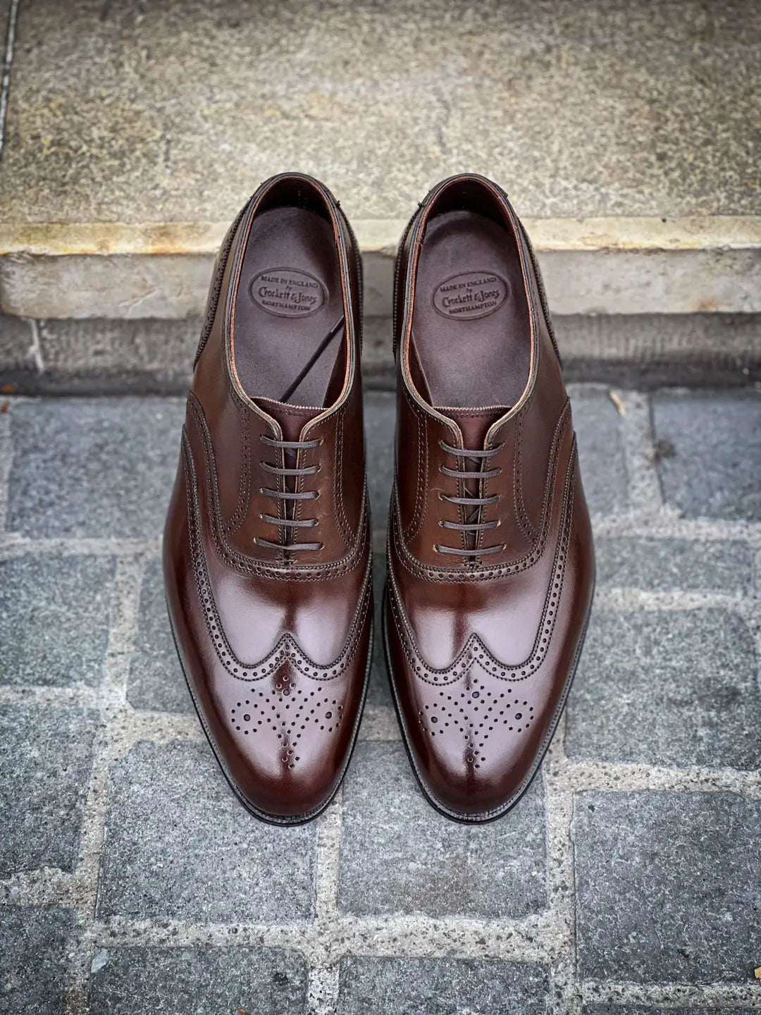 Crockett & Jones Atherstone Dark Brown Antique Brogue Oxford in calf leather, view 5
