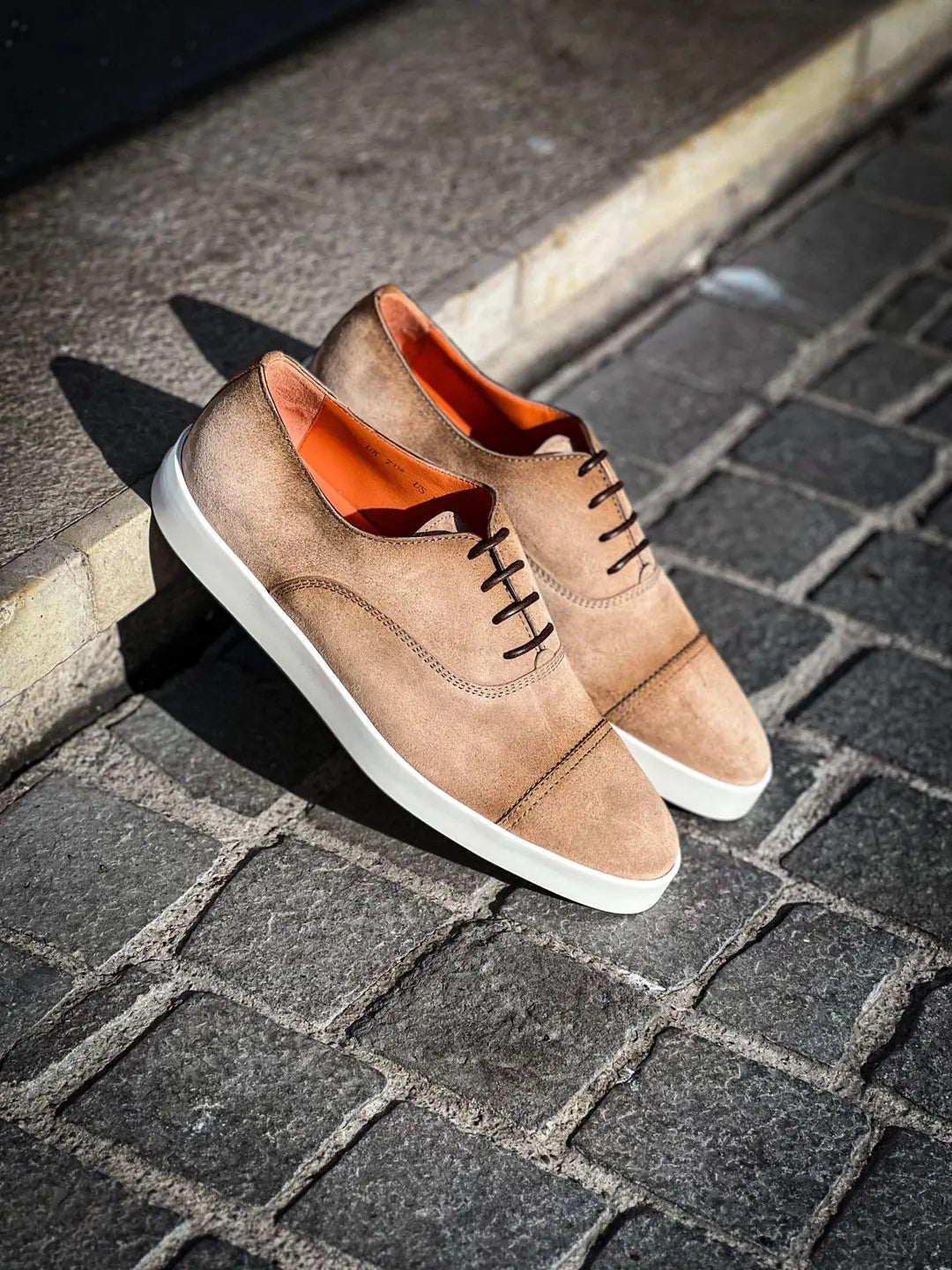 Santoni Casual Toe Cap Beige Suede Cap Toe Oxford