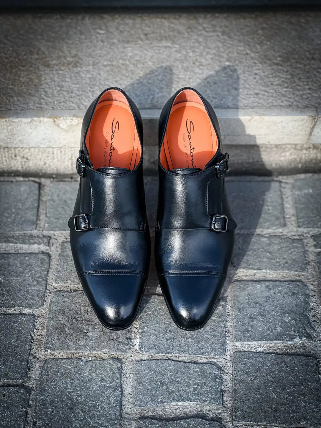 Santoni Flexi Double Buckle Black in calf leather, view 5