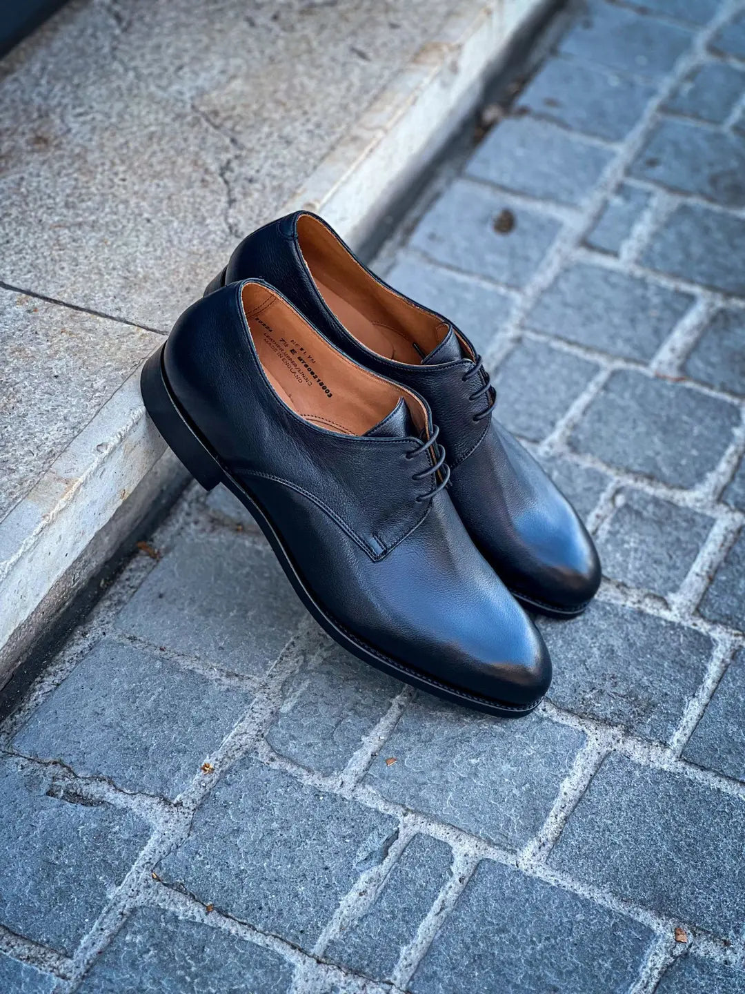 Crockett & Jones Newlyn Black Derby in calf leather