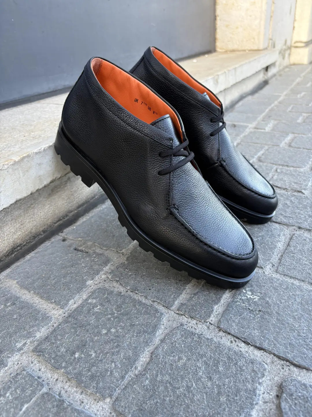 Santoni Chukka Boot in Scotch grain leather