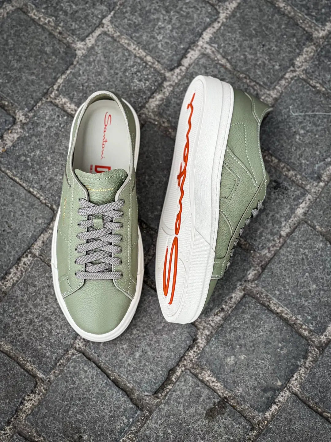 Santoni DBS Trainer Light Green in Scotch grain leather, view 3