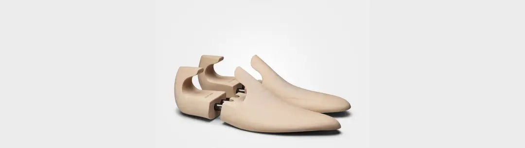 John Lobb Shoe Trees in calf leather