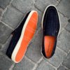 Santoni Slip On Mocassin Imrpimé Croco en Daim Bleu Marine – Image 2