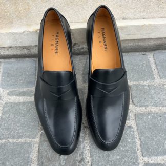 Magnanni Black Leather Moccasin Leather Sole