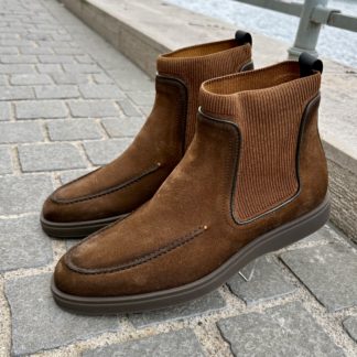 Santoni Chukka boot