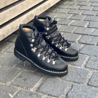PARABOOT Avoriaz black calf